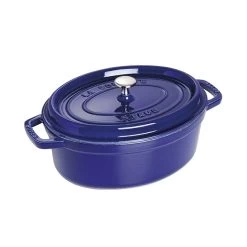 Staub Ovaler Topf Aus Gusseisen, Drei Schichten Emaille 4,2 L