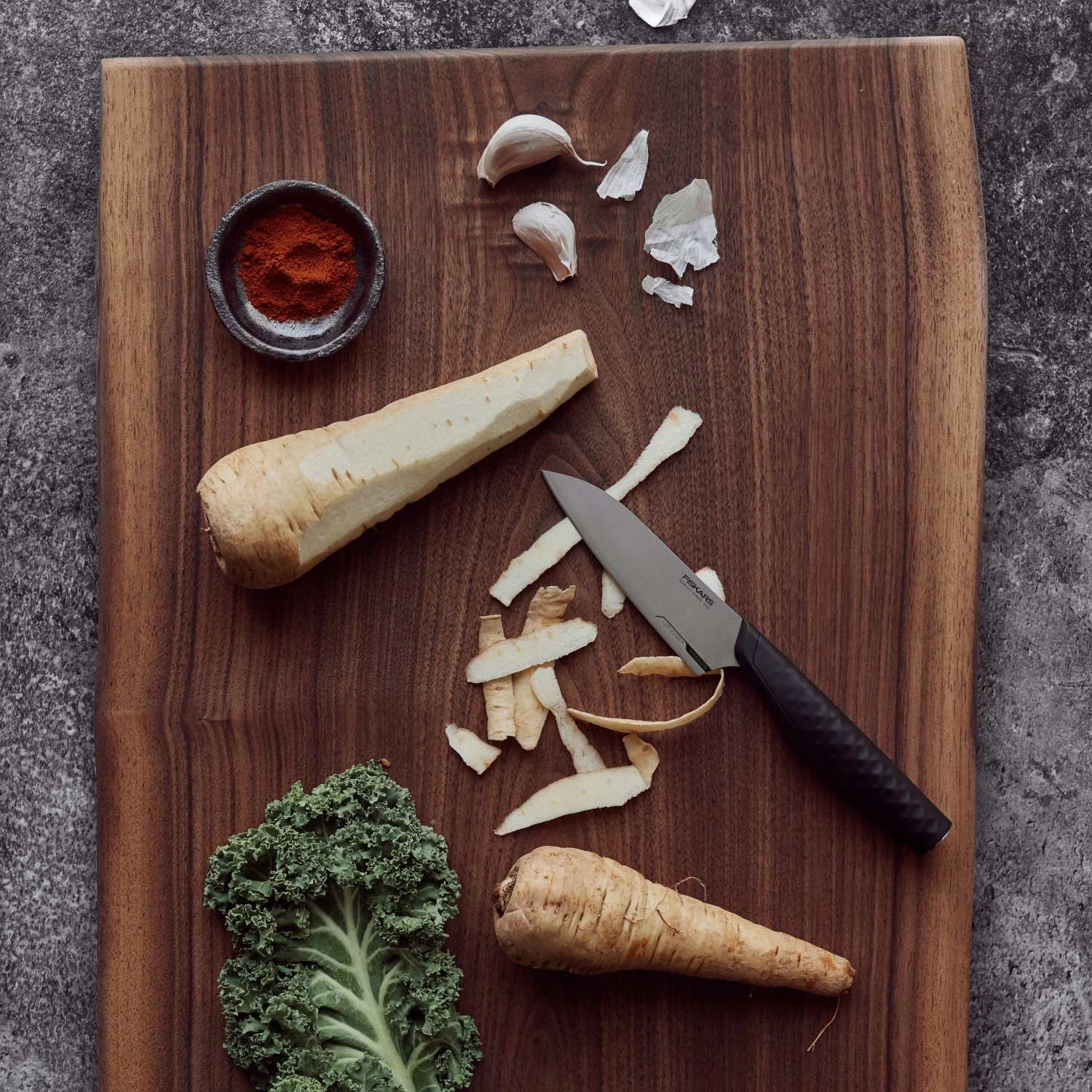 Fiskars Titanium Gemüsemesser 10cm 5 Fiskars Titanium Gemüsemesser 10cm – Bild 3