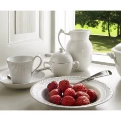 Royal Copenhagen White Fluted Half Lace Zuckerschale Mit Deckel -Küchenwelt Verkauf 47346 01 2 EnvironmentImage 66a0657d82