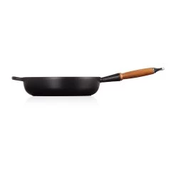 Le Creuset Signature Sauteuse Holzgriff 28cm -Küchenwelt Verkauf 512411 01 4 ProductImageExtra 09add60760