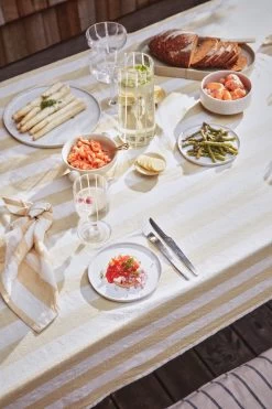 OYOY Striped Serviette 45 X 45cm 2er Pack -Küchenwelt Verkauf 513189 01 3 EnvironmentImage 151c43faea