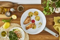 Tefal Natural Chef Bratpfannenset Grau -Küchenwelt Verkauf 515083 01 6 EnvironmentImage a3dbb45bbf