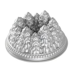 Nordic Ware Pine Forest Bundt Backform