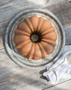 Nordic Ware Anniversary Bundt Backform -Küchenwelt Verkauf 573278 01 40 EnvironmentImage cf2b9ac3b5